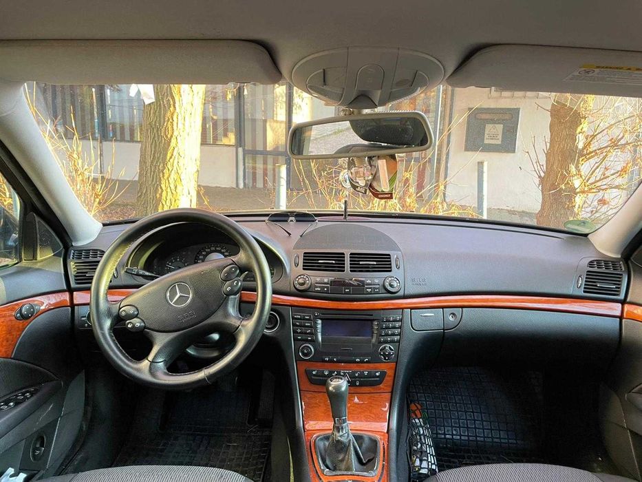Mercedes Benz 2.2 150cp