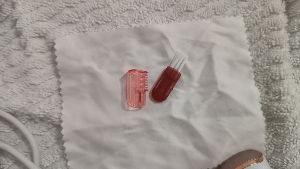 Фотоепилатор PHILIPS LUMEA BRI921/00