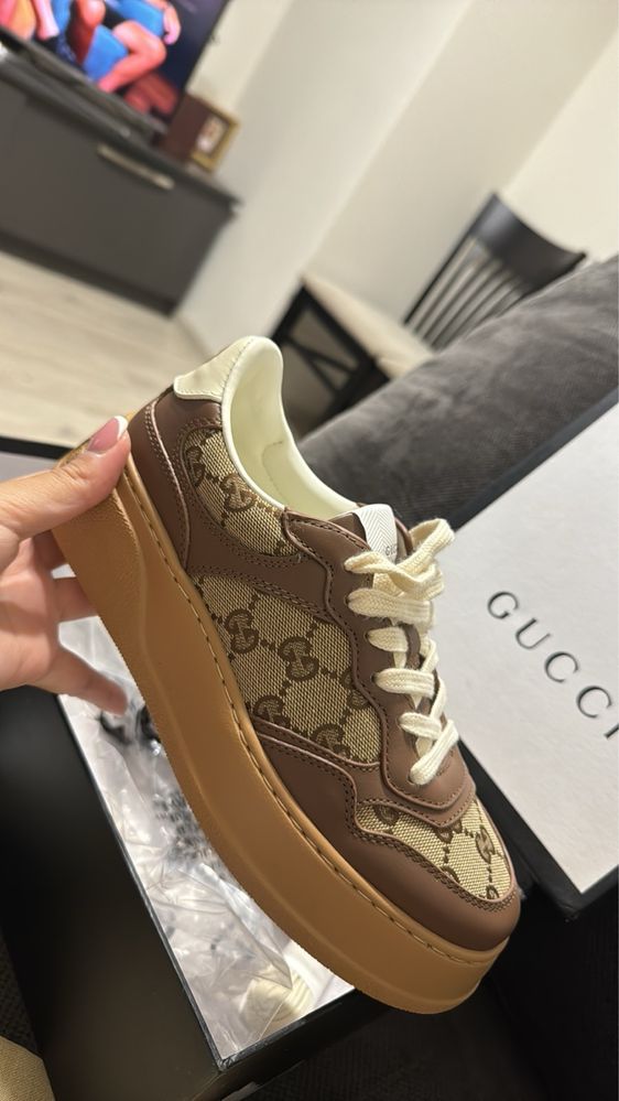 Кецове Gucci Естествена кожа
