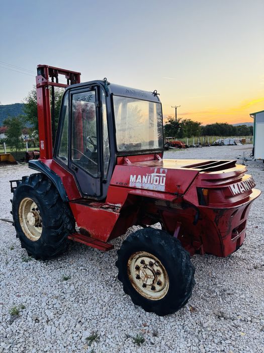 Motostivuitor manitou 4x4 teren accidentat 2,6 t