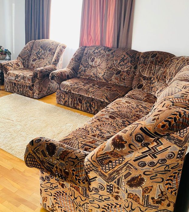 Colțar extensibil cu fotoliu