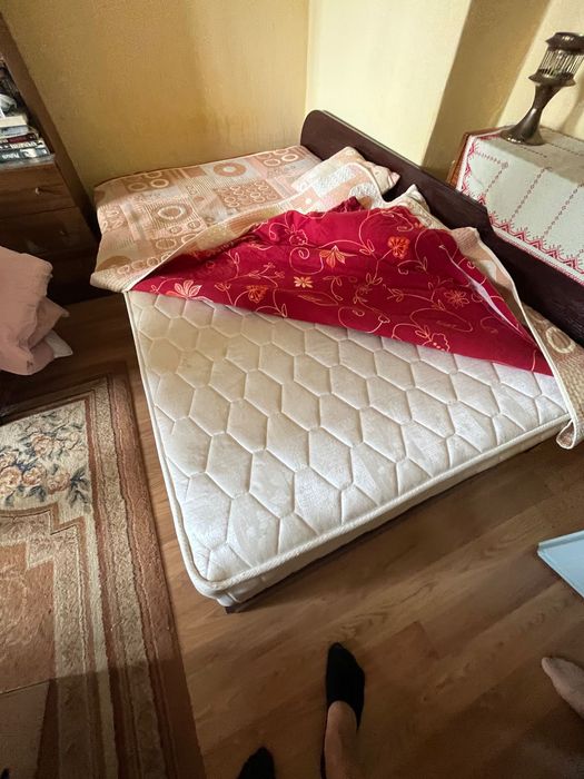 Легло с матрак - употребявано