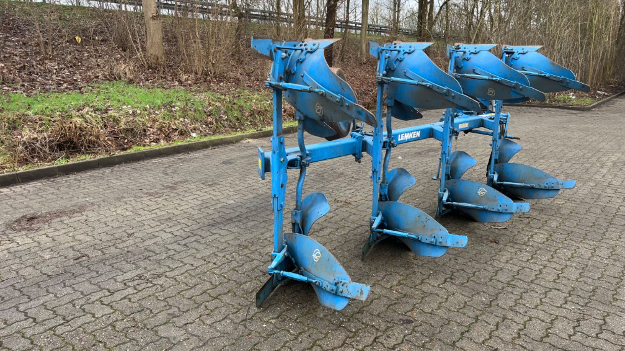 Lemken Opal 110 Omoch, Claas, Case , John Deere , Belarus tortadi