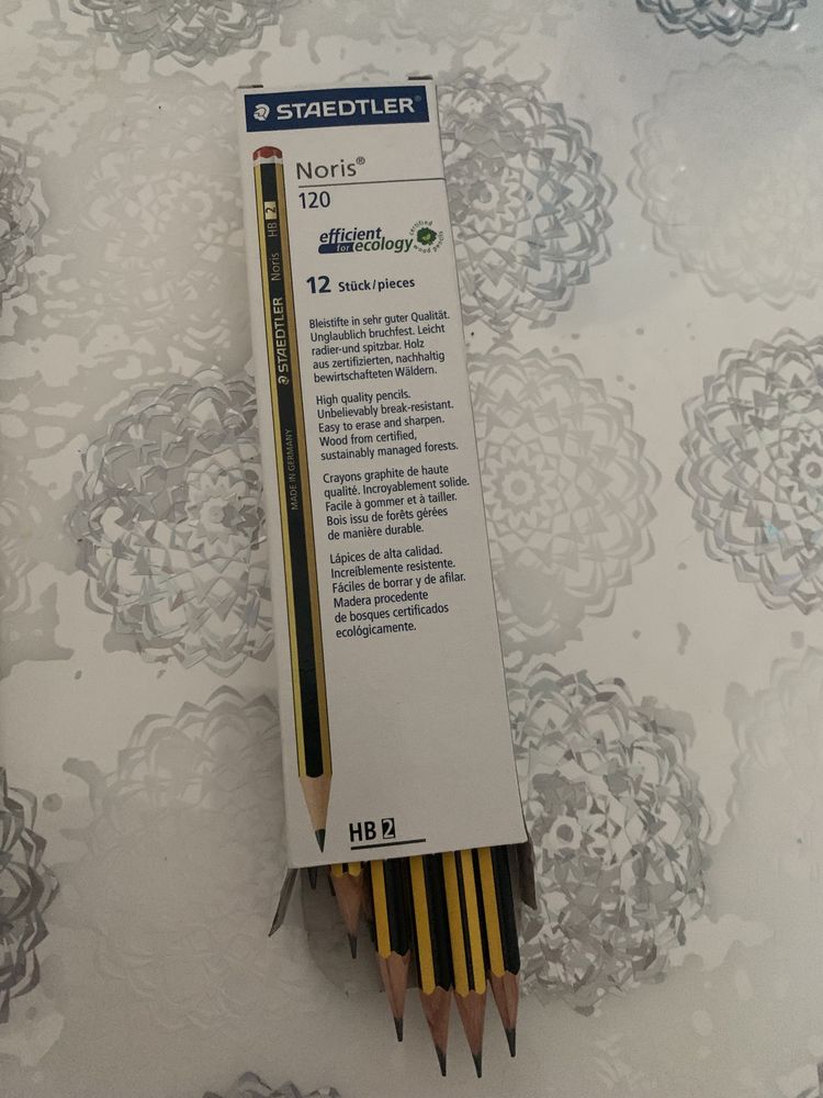 Set 12 Creioane Staedtler Noris 120 HB2