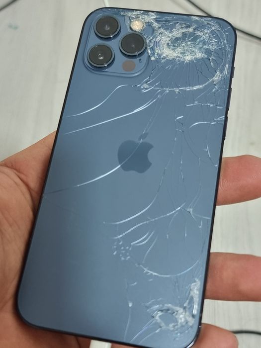 Telefon Iphone 12 pro