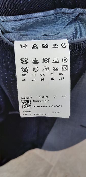 Costum Hugo Boss, marimea 46(M)