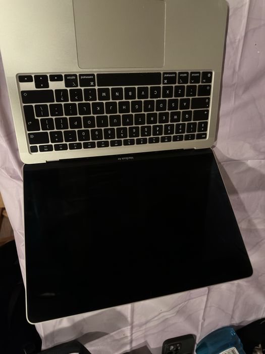 MacBook Air M1 256GB
