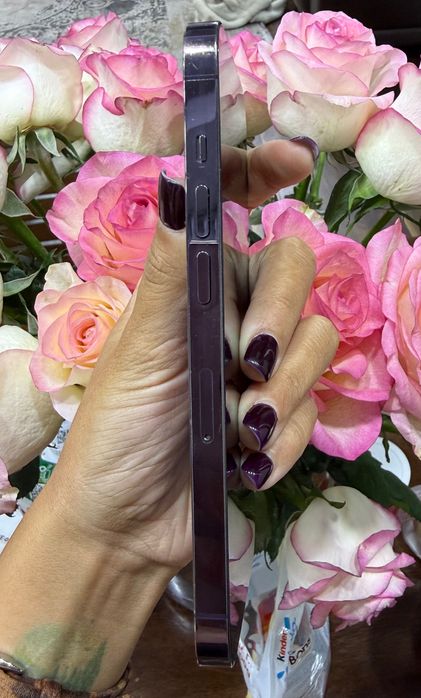 iPhone 14 Pro deep purple
