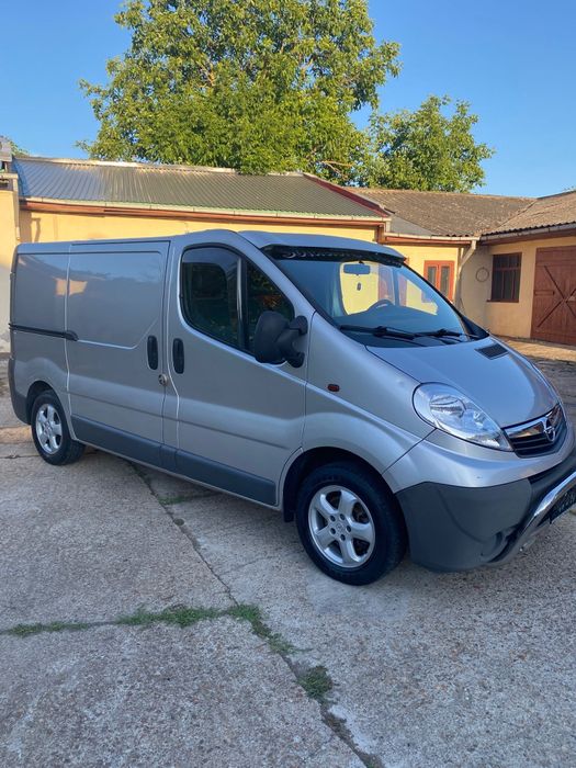 Opel Vivaro  -Clima-