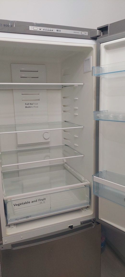 Продам холодильник Bosh 2016 г.
