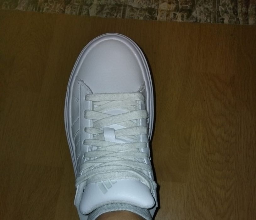 Vând adidași originali Adidas