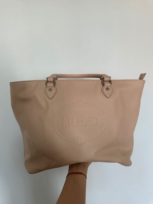 Чанти Liu Jo и Guess