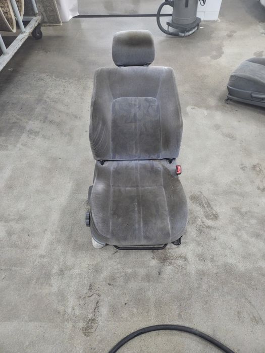 Продам водительское сиденья камри грация