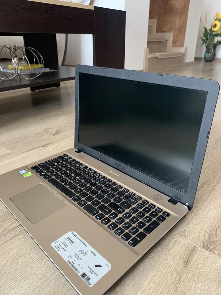 Vând laptop Asus A541U livrare gratuita