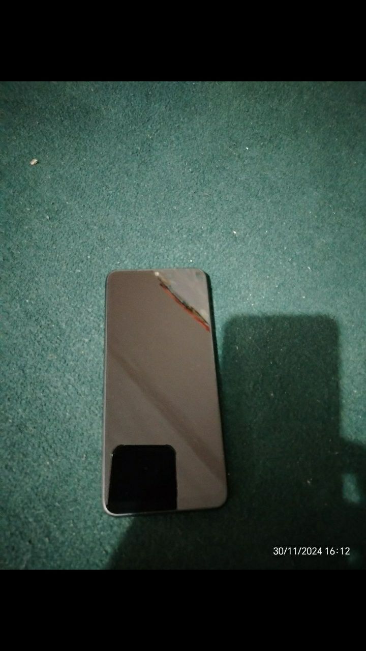 Redmi A1+ sotiladilati  holati  zo'r