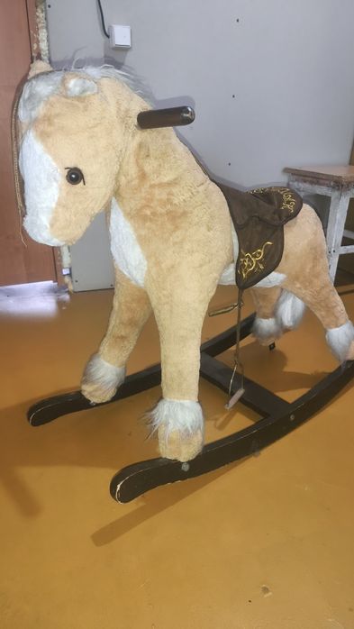 Лошадка для ребенка