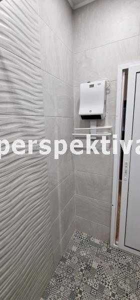 Продава се Тристаен апартамент в Пловдив, Кючук Париж - 68 кв.м за 1995 €/кв.м - Снимка #8