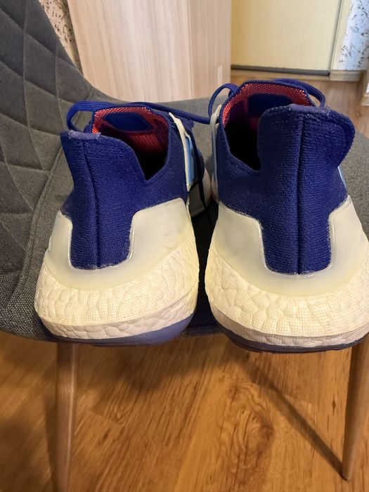 Adidas Ultra Boost light