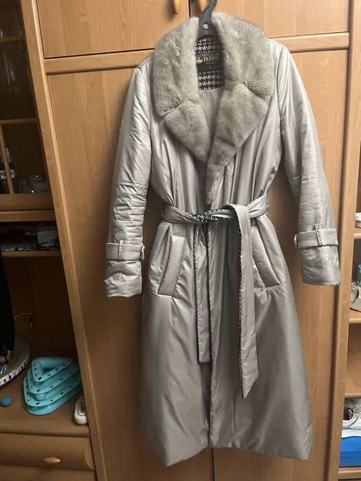 Продам пальто  зима, осень