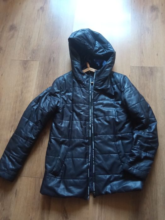 Куртка тёплая, новая