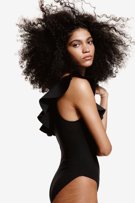 Costum baie H&M nou cu eticheta