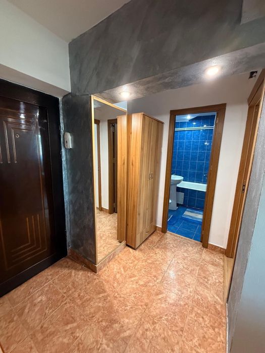 Inchiriez garsoniera zona Hermes