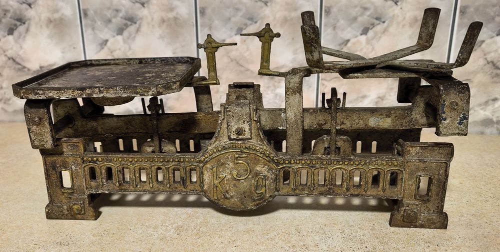 Cântar metalic de epocă 5 kg