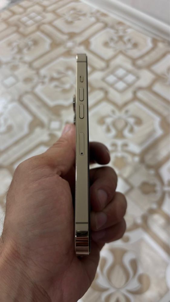 iPhone 13 pro, в отличном состояний