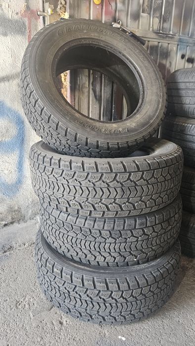 Anvelope  iarna Dunlop Gradtrek 275 60 r18