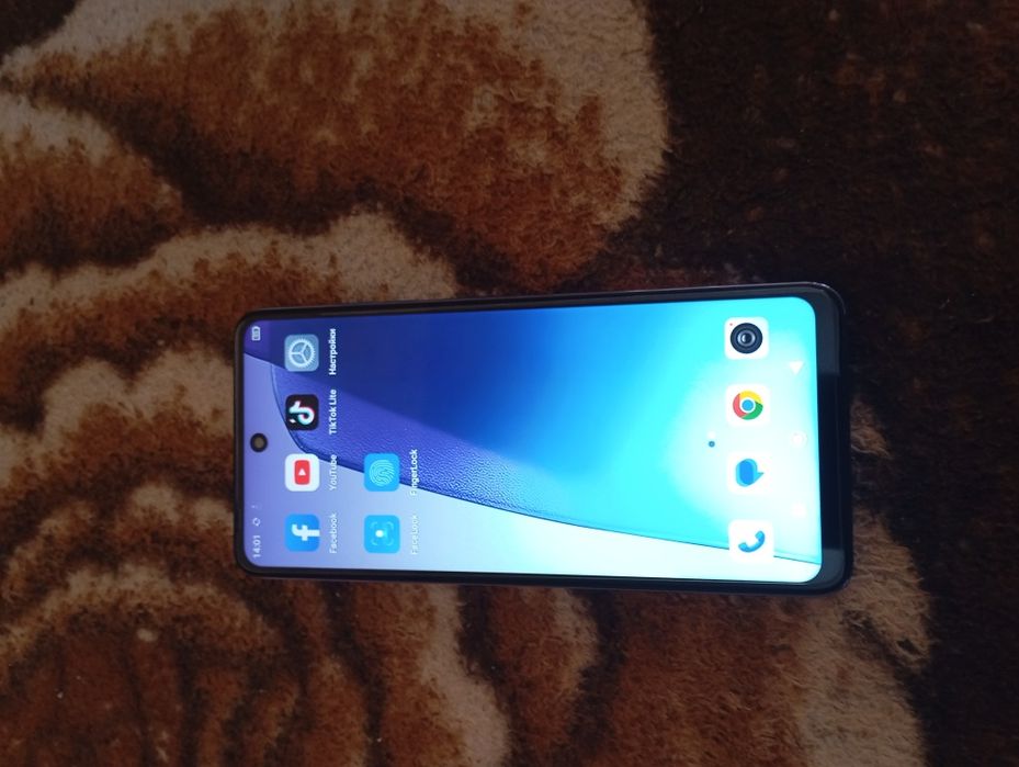 Продам смартфон Redmi 14C