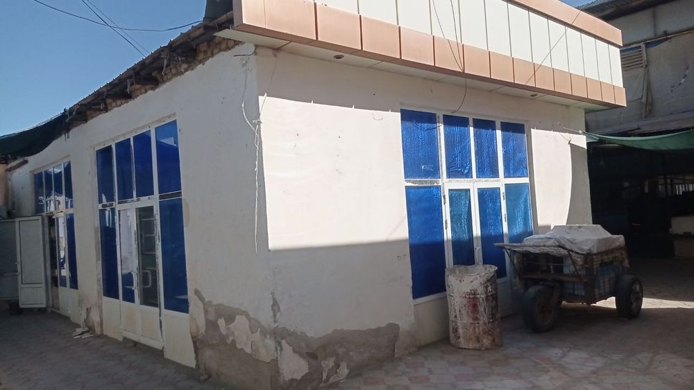 Dukon, uchquduq dehqon bozori markazi
