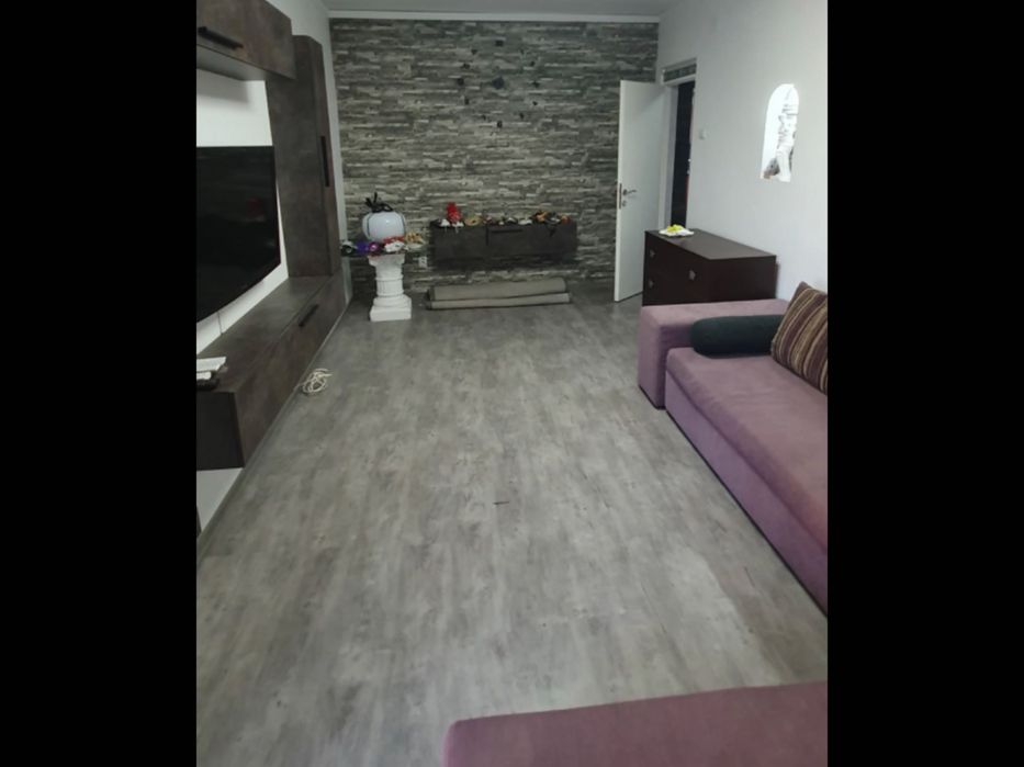 Duplex în vilă piața Victoriei 2+3+terasa intrări separate