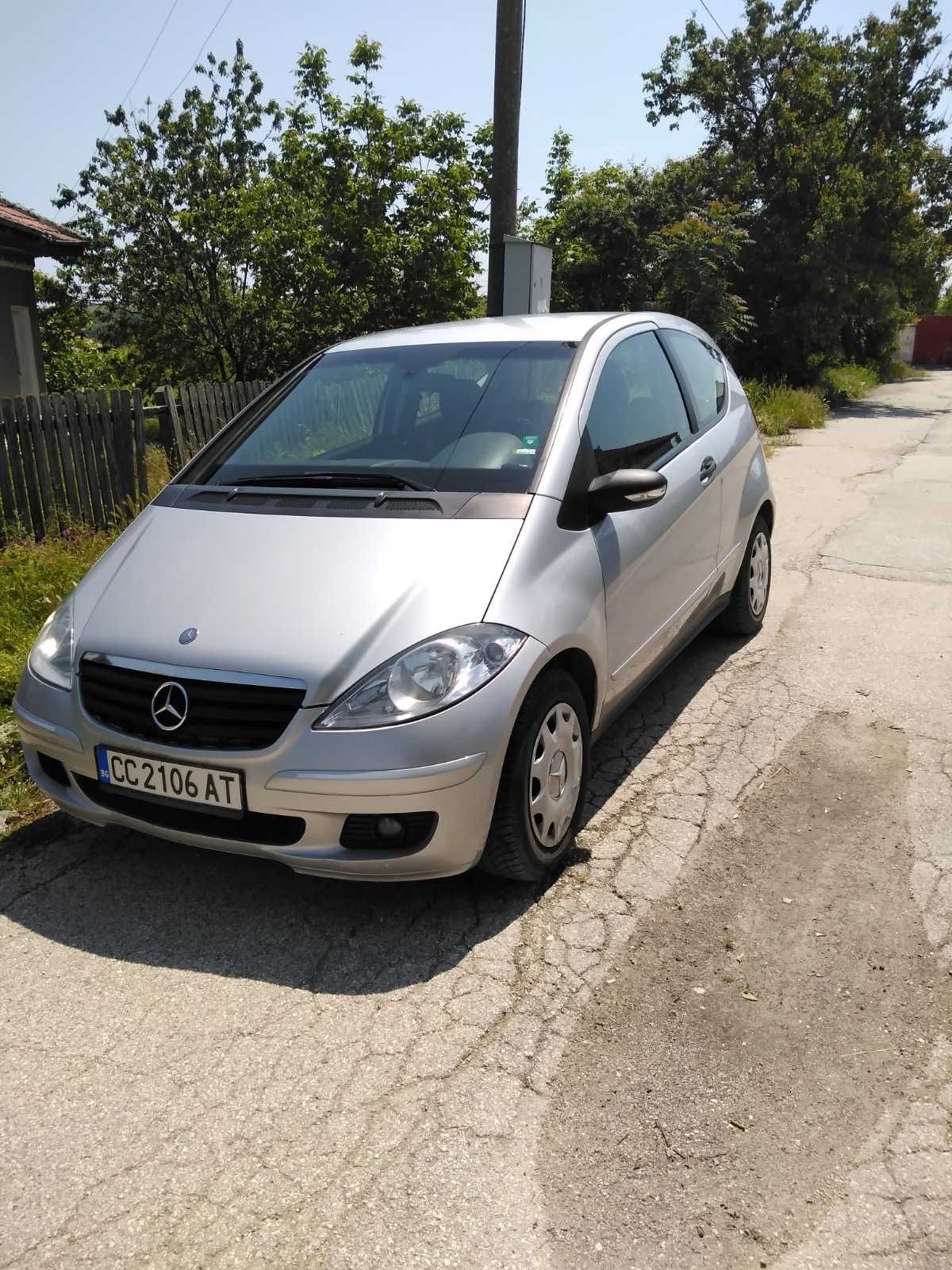 Продавам Mercedes A 180