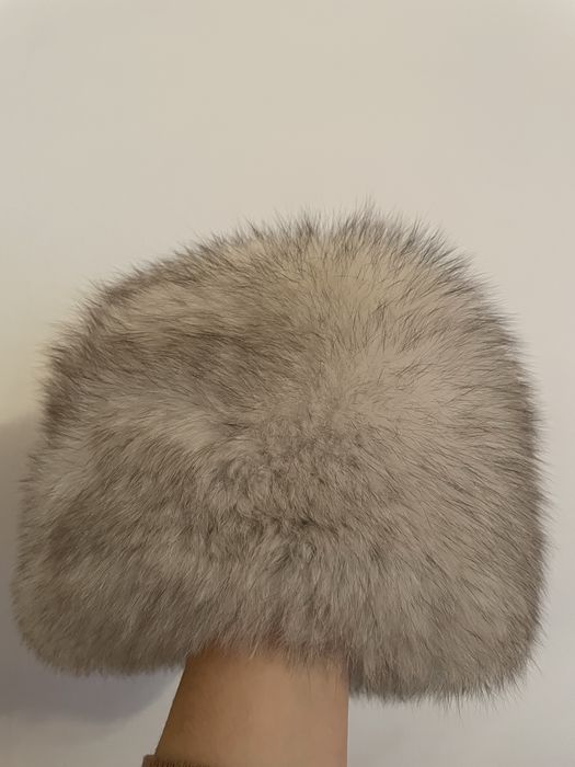 Caciula din blana de vulpe noua