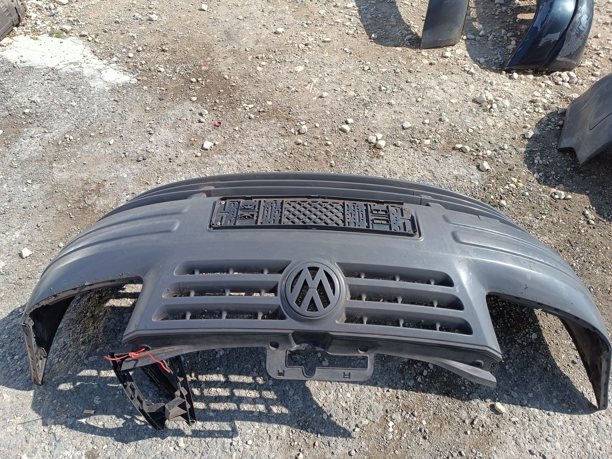 Предна броня VW Кади 04-09