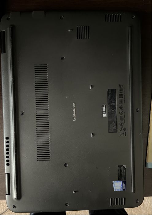 Лаптоп Dell Latitude 3310