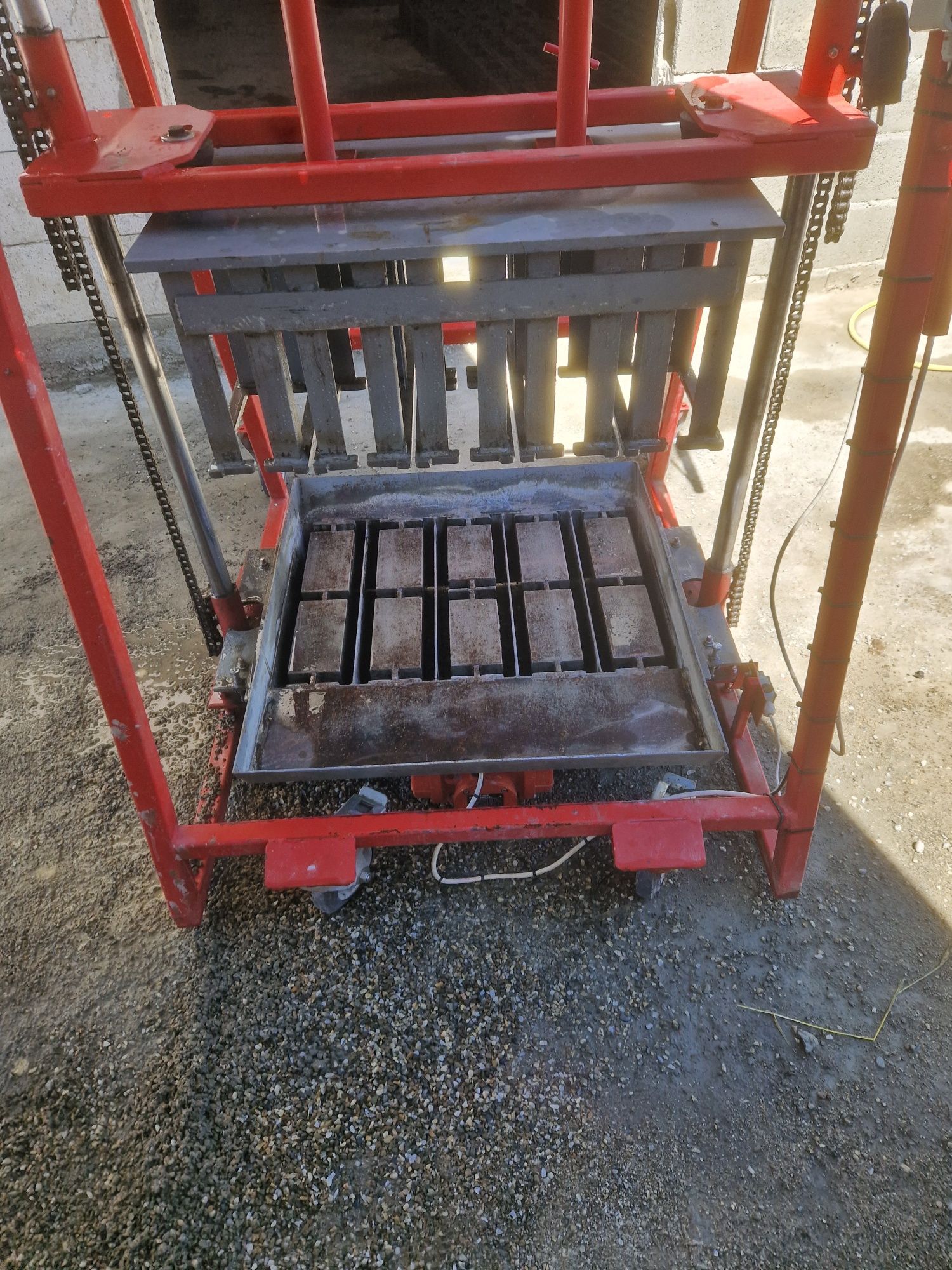 Presa boltari beton