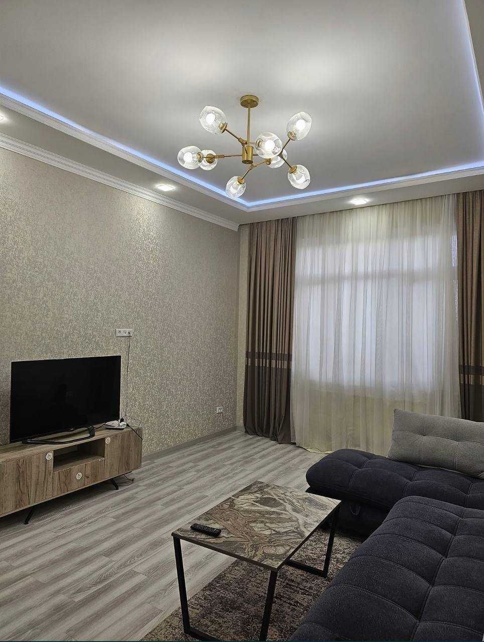 СДАМ 2 ком кв-ру/6/8 на метро Айбек, ориентир - отель Grand Mir.3*