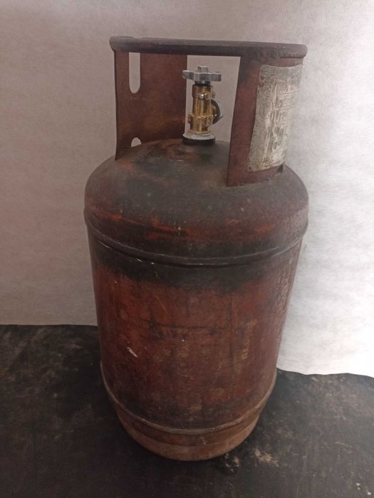 Газовый баллон в отличном состоянии