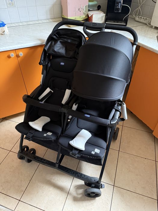 Cărucior gemeni Chicco Echo Twin – stare excelentă