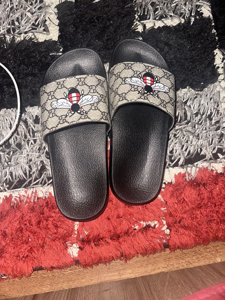 Slapi gucci.