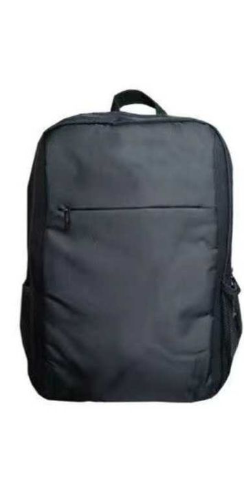 Продается Черный рюкзак для ноутбука