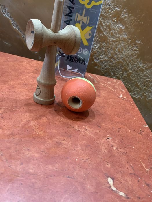 Vand kendama nu am atat
