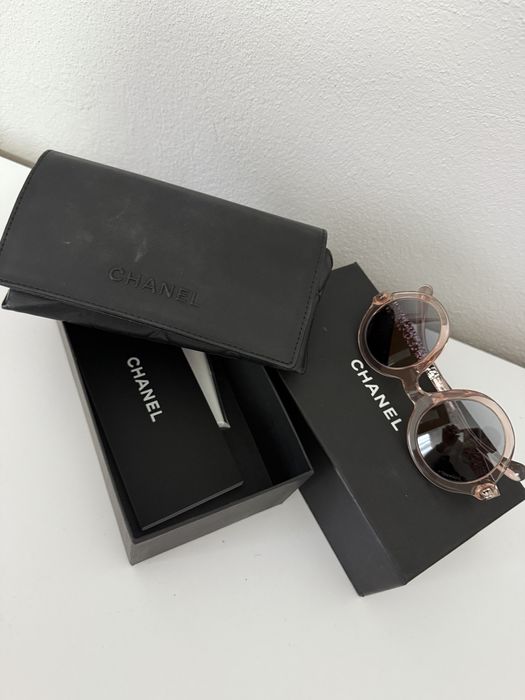 Ochelari de soare  Chanel