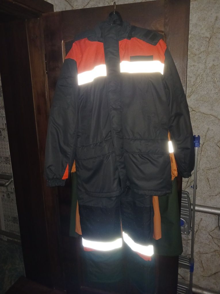 Продам спецодежда зима лето