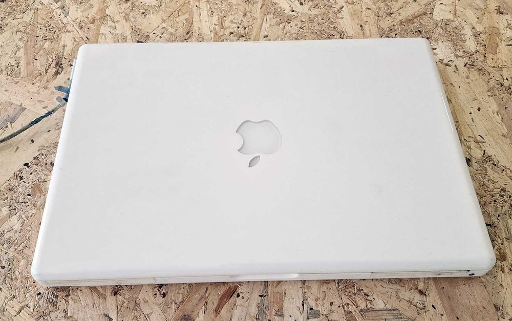 Laptop core2duo - Macbook A1181 - functional-instalat