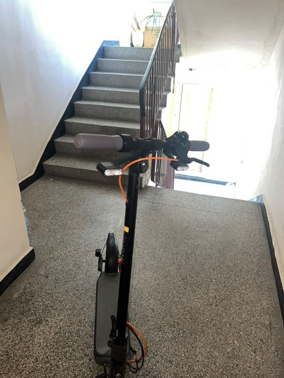 Тротинетка Ninebot F40i