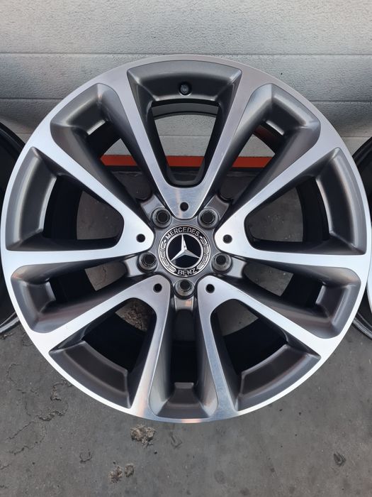 Оригинални джанти за МЕРЦЕДЕС MERCEDES С.П. R18 5x112 ET53/43 8/9J