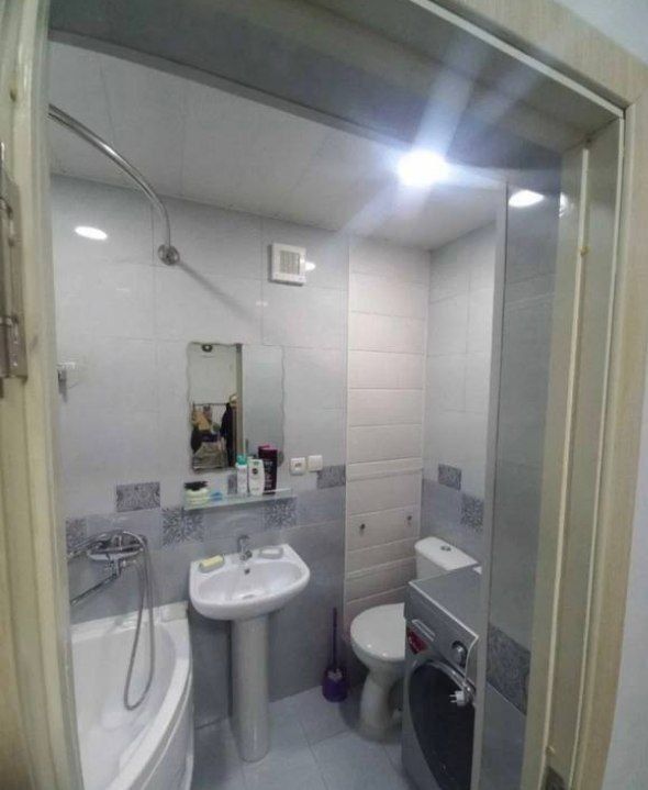 Продаёться квартира, Юнусабадский район, 2 квартал, Галерейка, 1/3/4