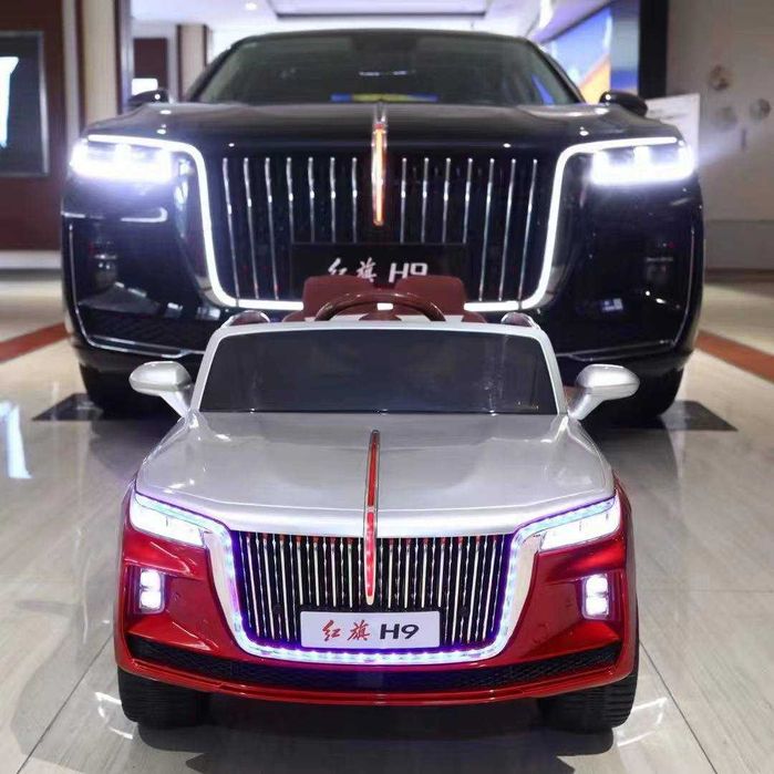 Детский электромобиль новый.